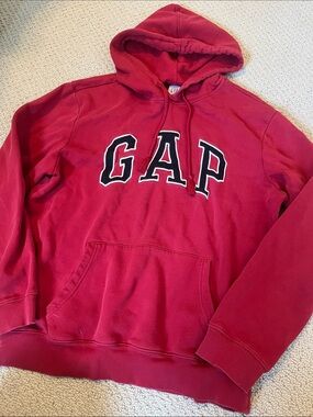 GAP Graphic Hoodie Red Men's Red Hooded Sweatshirt Medium